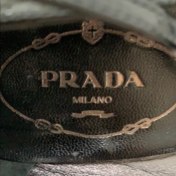 Stunning Prada platform ankle strap black heels - Picture 9 of 12